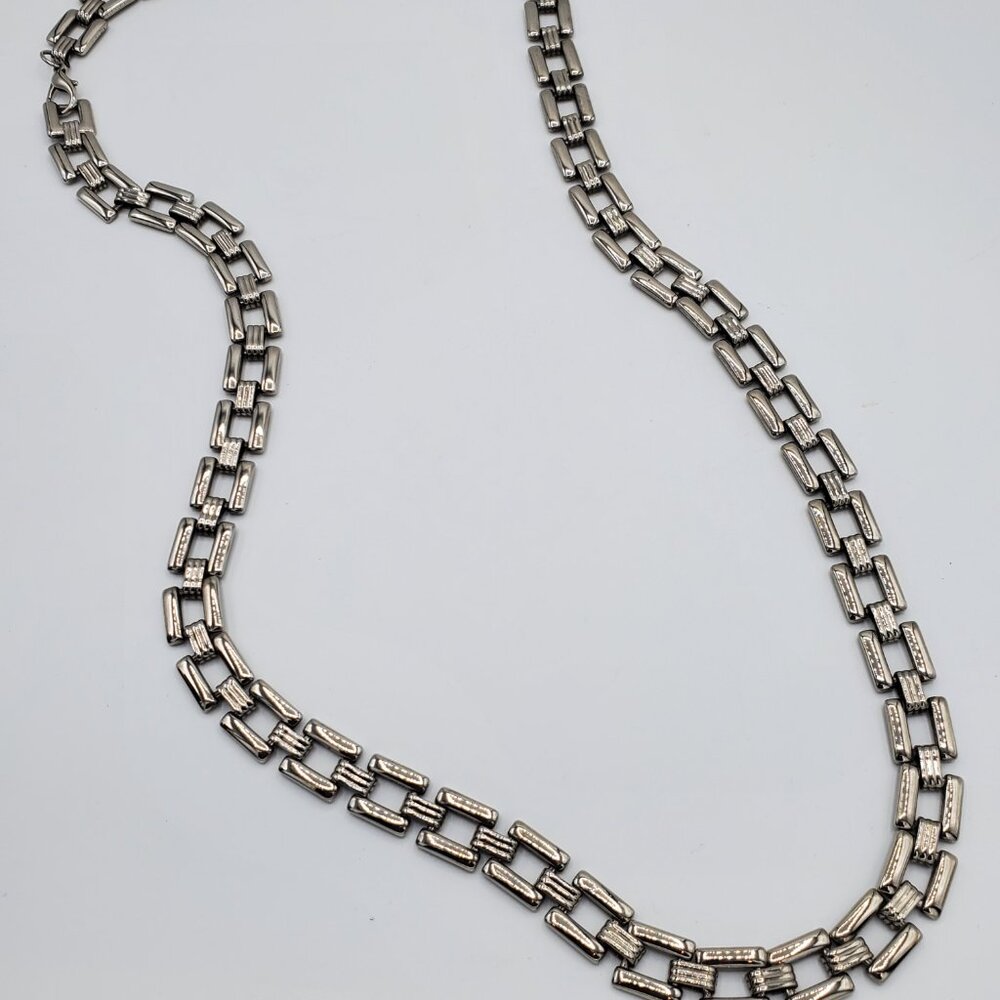 Silver-Tone Rectangular Link Necklace - image 3